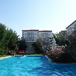 מלון Bay C אלאקאטי