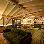 C湾酒店 3*