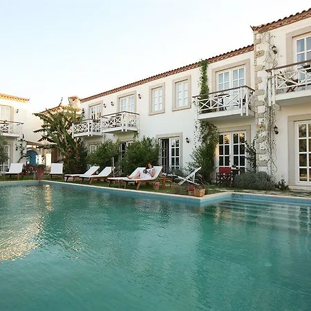 Bay C Hotel