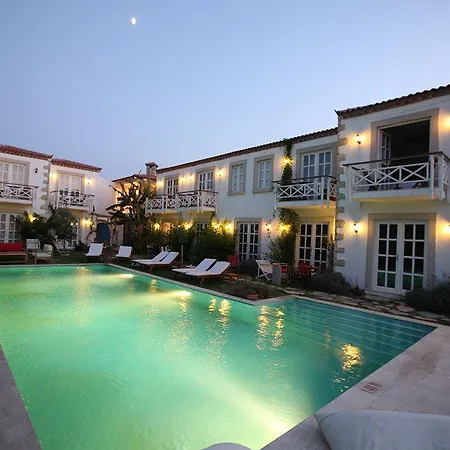 Bay C Hotel